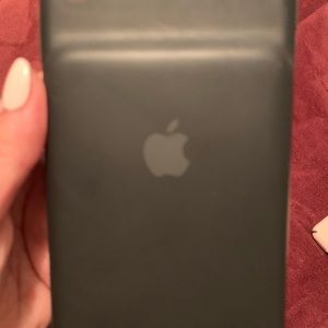 Apple iPhone XS Max black charging case
